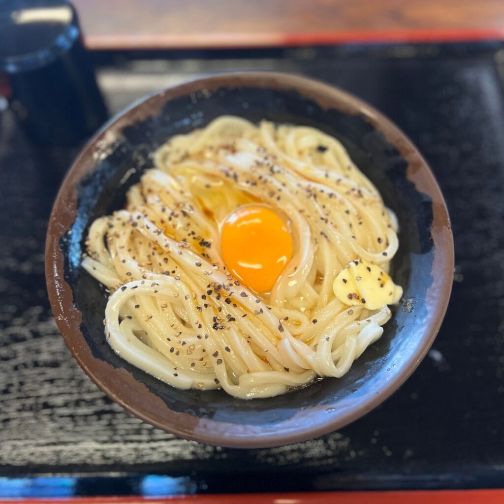 高松うどんバカ一代生卵